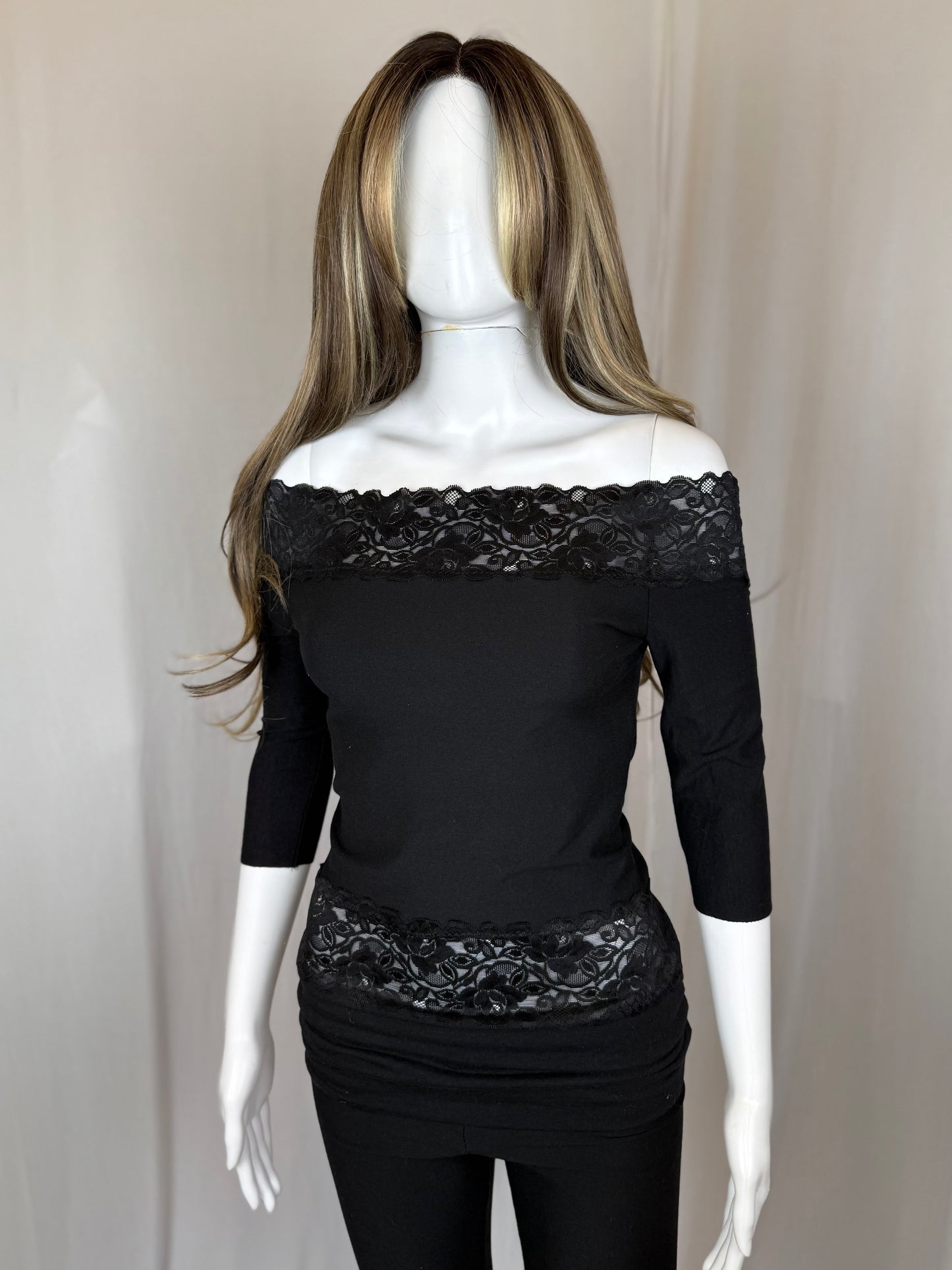 Bella Top- Black