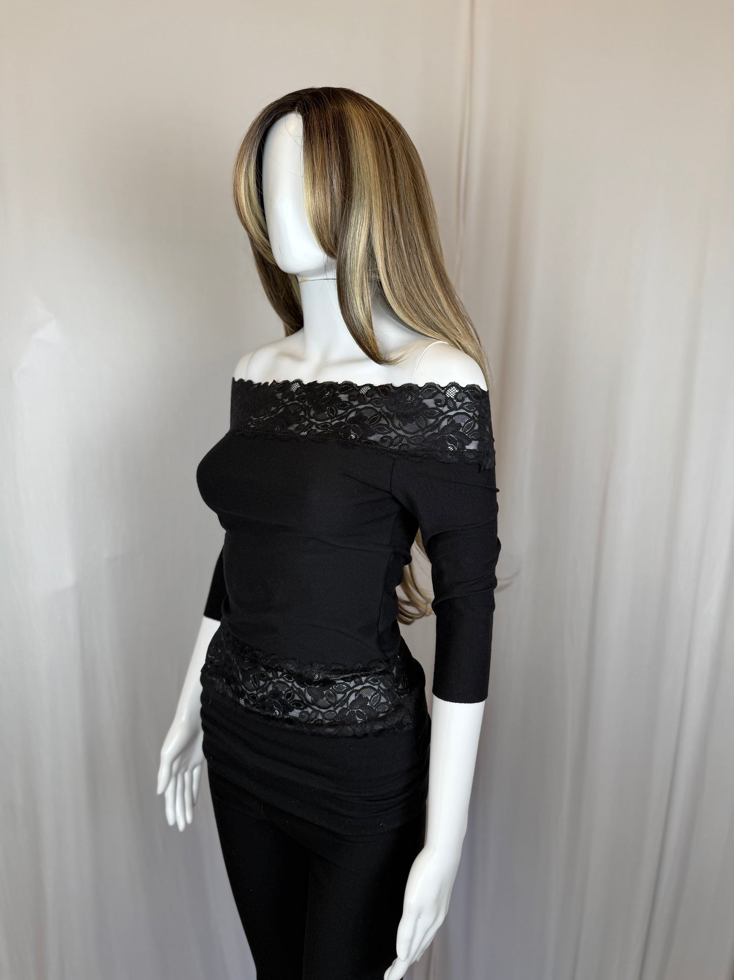 Bella Top- Black
